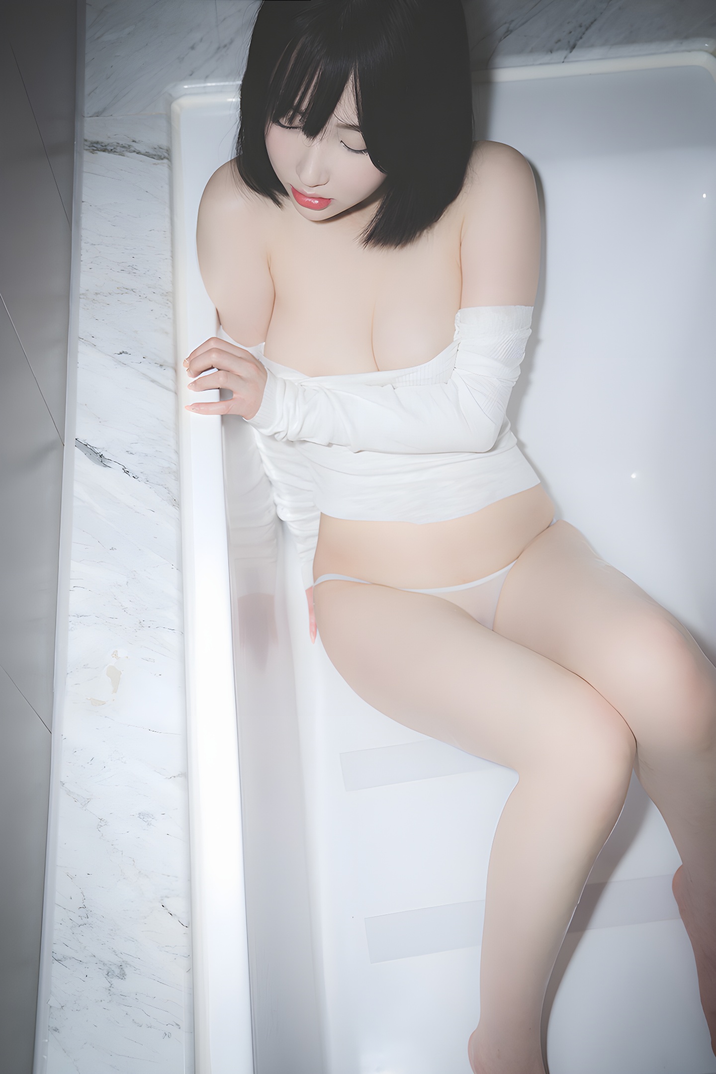 韩国性感女神孙乐乐湿身艺术写真：极致魅力的视觉盛宴